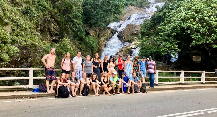 Waterval bezoek Waterval bezoek